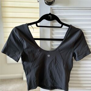 Lululemon Align tee Slim fit Crop Short Sleeves  size 4